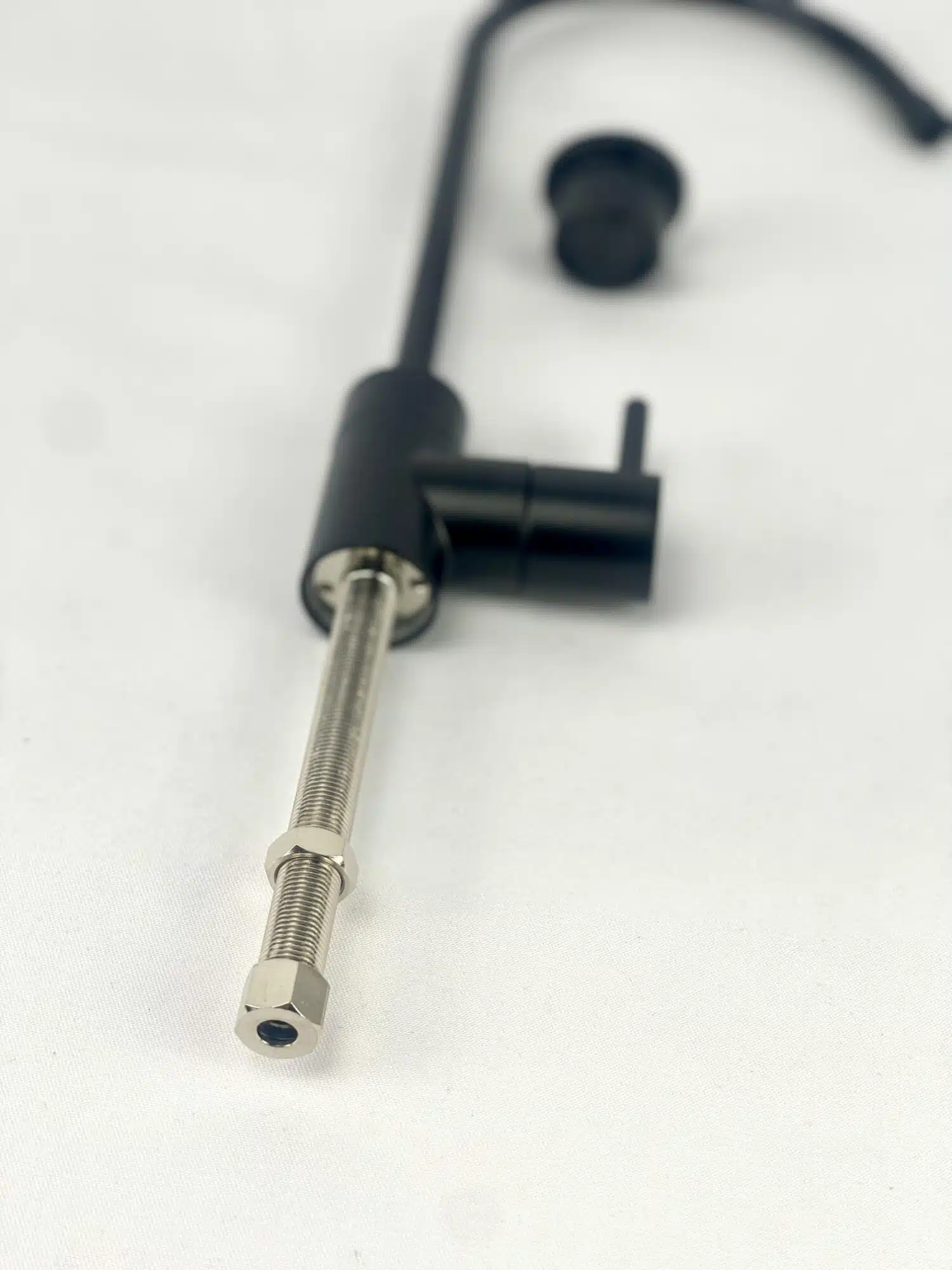 301MB Matte Black Deluxe Ceramic Disc Drinking Tap for Water Filters (2)