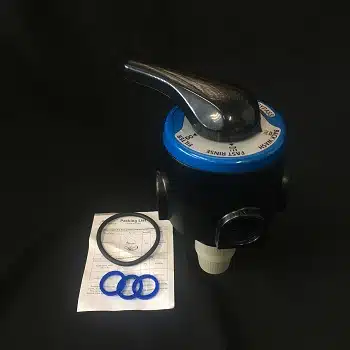 Media Vessel Head with Bypass and the Components